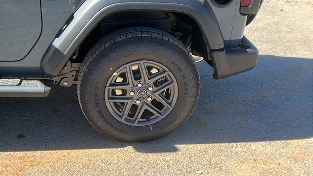 new 2026 Jeep Wrangler car, priced at $47,745