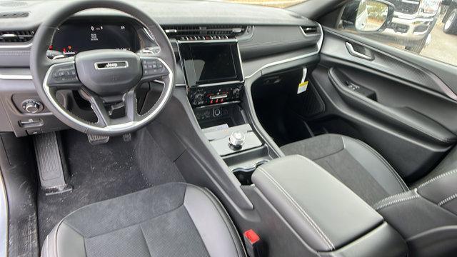 new 2025 Jeep Grand Cherokee L car, priced at $42,925