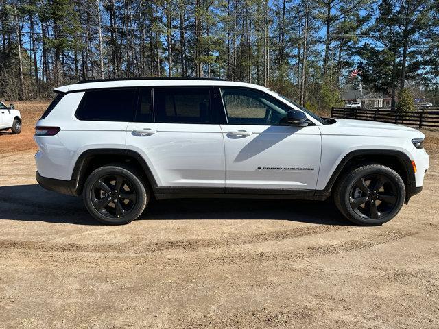 new 2025 Jeep Grand Cherokee L car, priced at $42,845