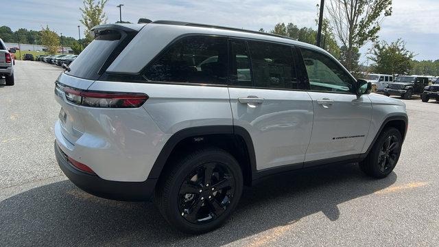 new 2024 Jeep Grand Cherokee car, priced at $37,500