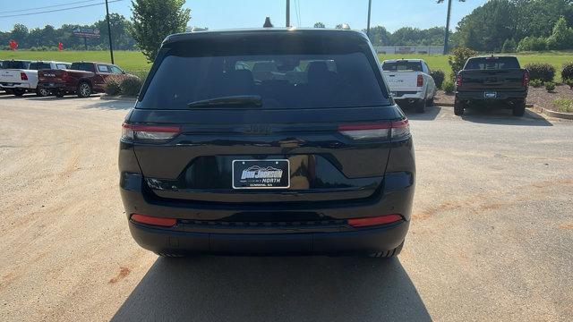 new 2025 Jeep Grand Cherokee car, priced at $49,370