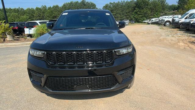 new 2025 Jeep Grand Cherokee car, priced at $49,370