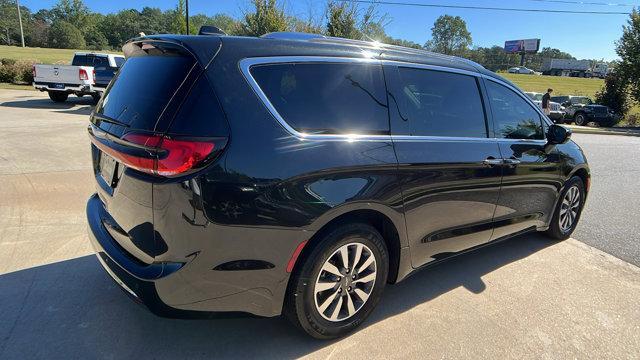 used 2021 Chrysler Pacifica car, priced at $19,995