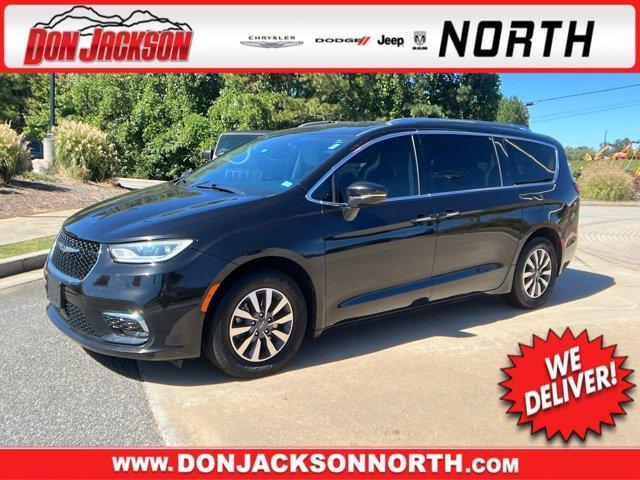 used 2021 Chrysler Pacifica car, priced at $19,995