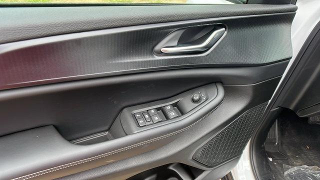 new 2025 Jeep Grand Cherokee L car, priced at $39,650