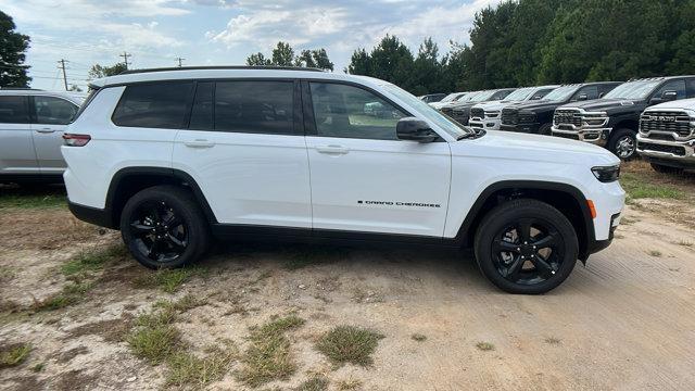 new 2025 Jeep Grand Cherokee L car, priced at $39,650