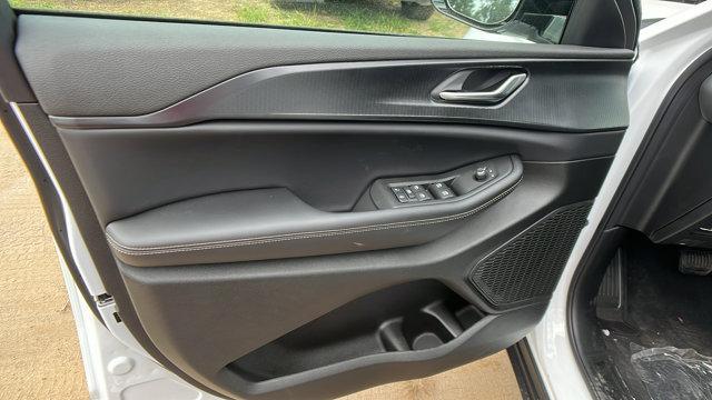 new 2025 Jeep Grand Cherokee L car, priced at $39,650