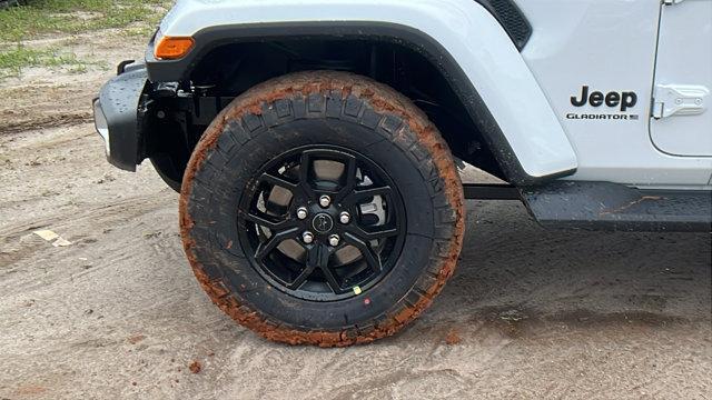 new 2025 Jeep Gladiator car, priced at $42,755