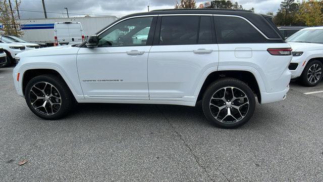 new 2025 Jeep Grand Cherokee car, priced at $71,600