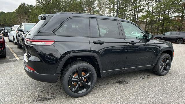 new 2025 Jeep Grand Cherokee car, priced at $48,175