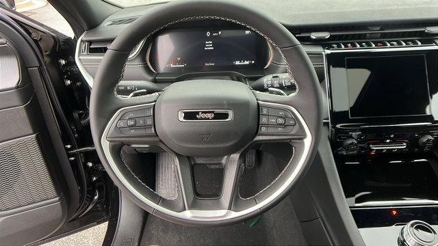 new 2025 Jeep Grand Cherokee car, priced at $48,175