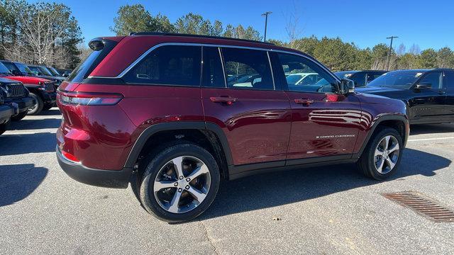 new 2025 Jeep Grand Cherokee car, priced at $52,435