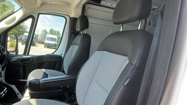 new 2025 Ram ProMaster 2500 car, priced at $43,200