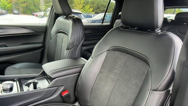 new 2025 Jeep Grand Cherokee L car, priced at $39,995