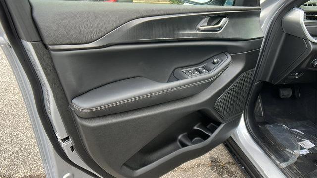 new 2025 Jeep Grand Cherokee L car, priced at $39,995