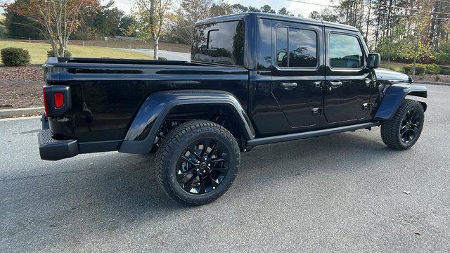 new 2025 Jeep Gladiator car, priced at $39,995