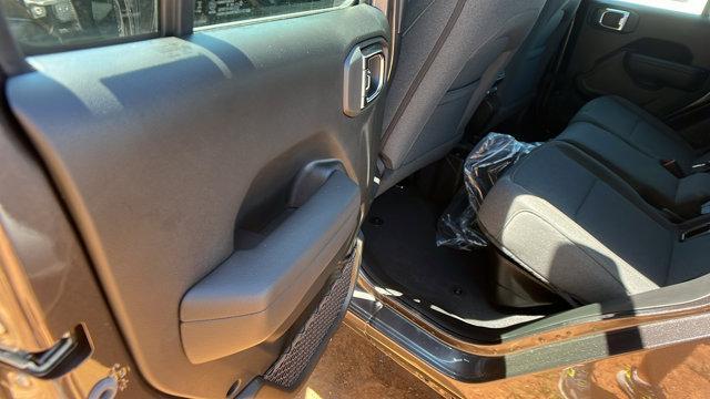 new 2025 Jeep Gladiator car, priced at $32,650