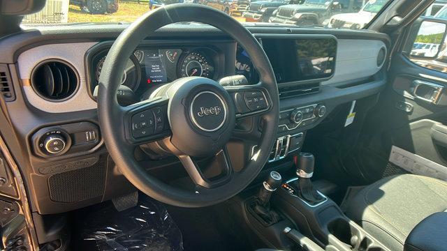 new 2025 Jeep Gladiator car, priced at $32,650