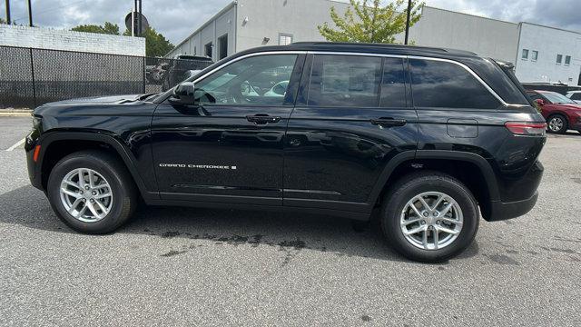 new 2025 Jeep Grand Cherokee car, priced at $33,995