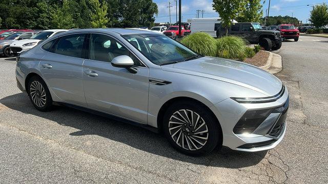 used 2024 Hyundai Sonata Hybrid car, priced at $23,995
