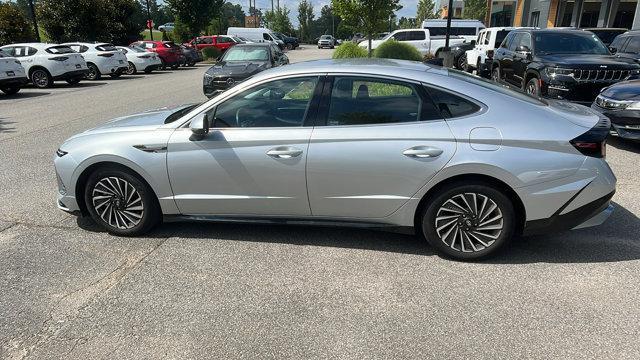 used 2024 Hyundai Sonata Hybrid car, priced at $23,995