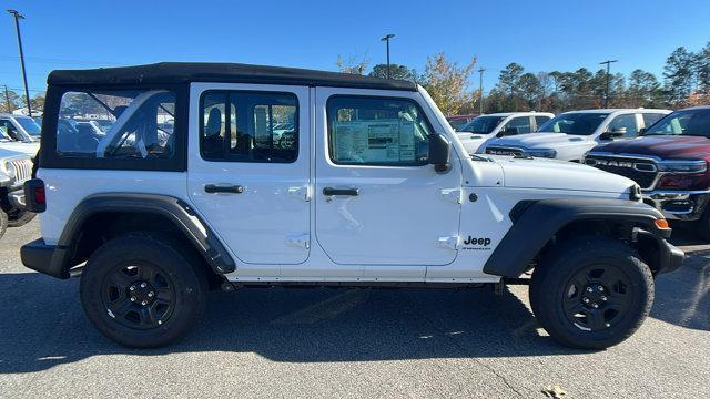 new 2025 Jeep Wrangler car, priced at $41,090