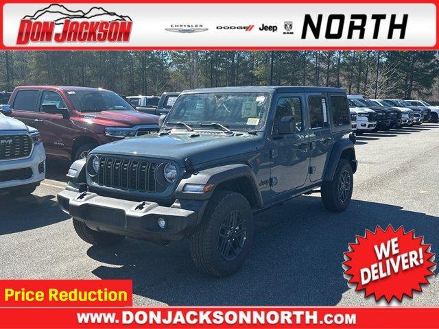 new 2025 Jeep Wrangler car, priced at $45,670