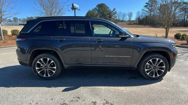 new 2025 Jeep Grand Cherokee car, priced at $61,995