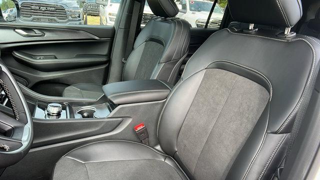 new 2025 Jeep Grand Cherokee L car, priced at $37,700