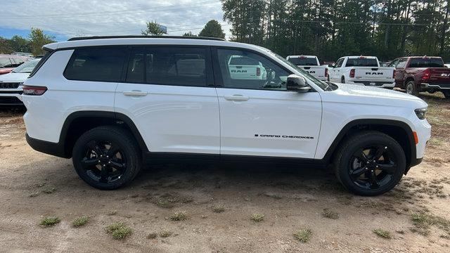 new 2025 Jeep Grand Cherokee L car, priced at $37,700