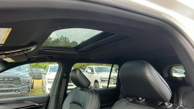 new 2025 Jeep Grand Cherokee L car, priced at $37,700