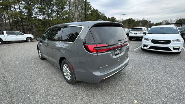 new 2025 Chrysler Pacifica car, priced at $38,995