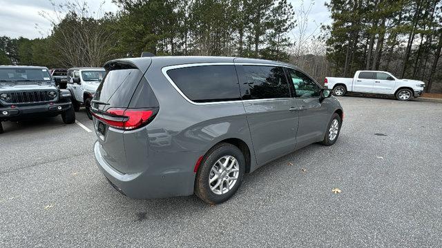 new 2025 Chrysler Pacifica car, priced at $38,995