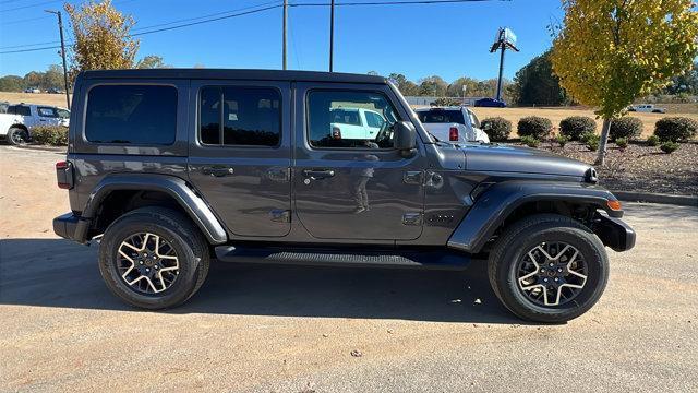 new 2026 Jeep Wrangler car, priced at $61,440