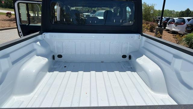 new 2025 Jeep Gladiator car, priced at $32,500