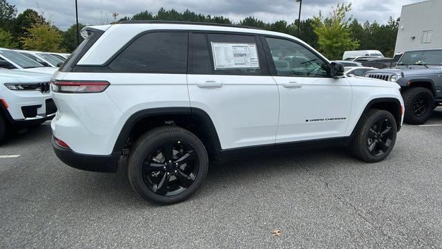 new 2025 Jeep Grand Cherokee car, priced at $38,580