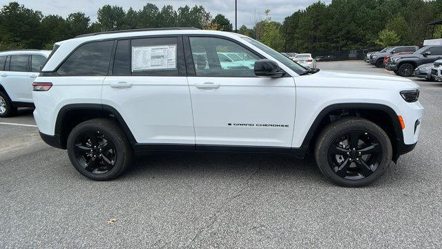 new 2025 Jeep Grand Cherokee car, priced at $38,580