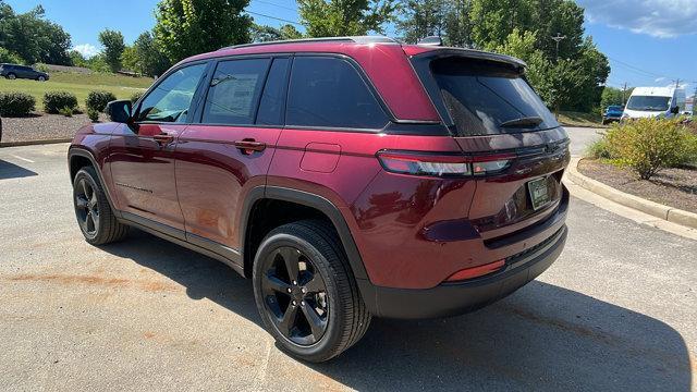 new 2024 Jeep Grand Cherokee car, priced at $37,675