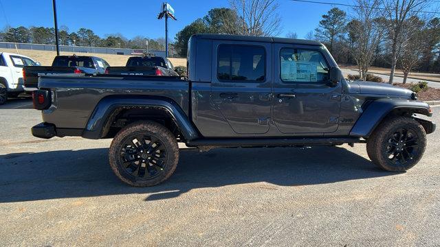 new 2025 Jeep Gladiator car, priced at $43,385