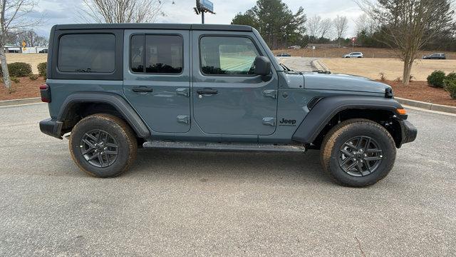 new 2025 Jeep Wrangler car, priced at $45,895
