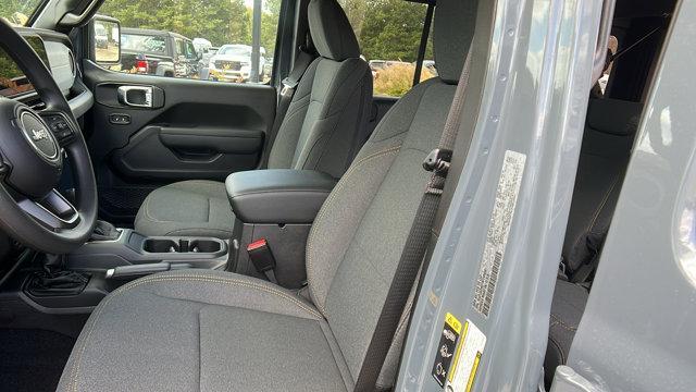new 2026 Jeep Wrangler car, priced at $35,678