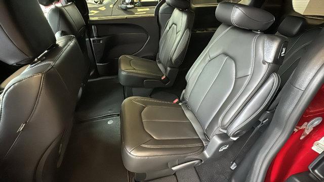 new 2025 Chrysler Pacifica car, priced at $39,499