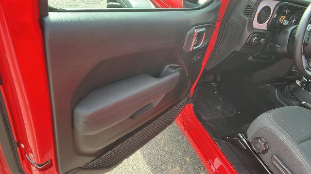 new 2025 Jeep Wrangler car, priced at $36,370