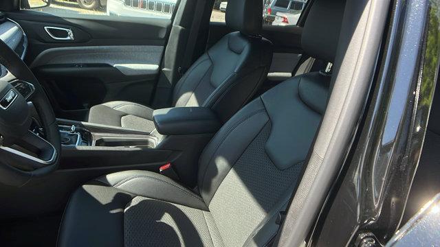new 2025 Jeep Compass car, priced at $25,260