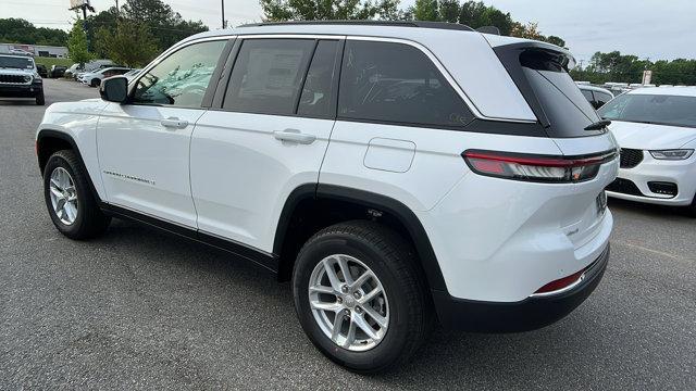 new 2024 Jeep Grand Cherokee car, priced at $38,950