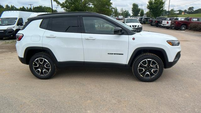 new 2025 Jeep Compass car, priced at $34,390