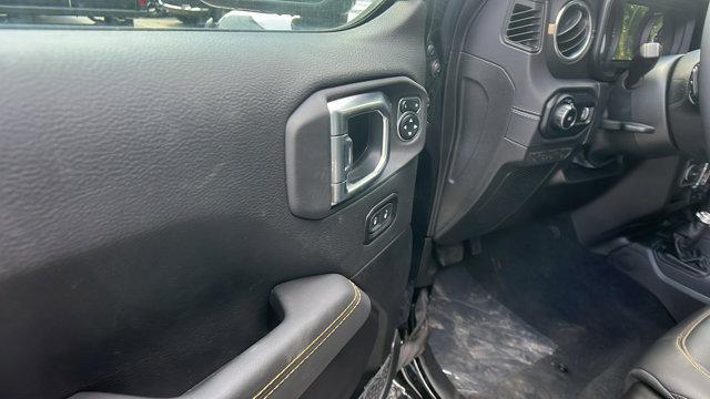 new 2025 Jeep Wrangler car, priced at $47,315