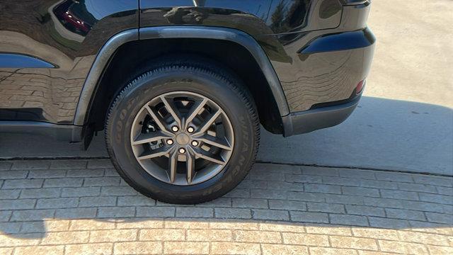 used 2016 Jeep Grand Cherokee car, priced at $14,995