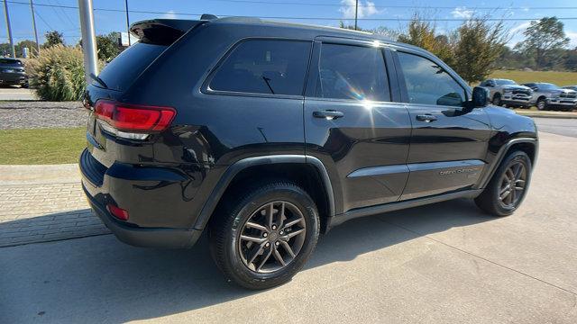 used 2016 Jeep Grand Cherokee car, priced at $14,995