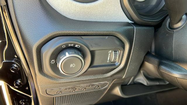 new 2025 Jeep Wrangler car, priced at $34,685